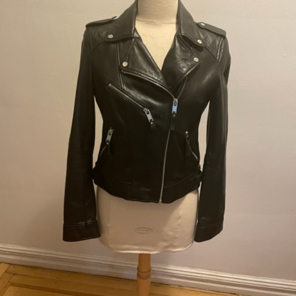 RARE Zara black genuine leather cropped iconic biker jacket